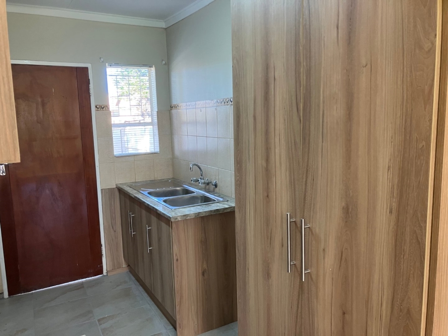 2 Bedroom Property for Sale in Fleurdal Free State